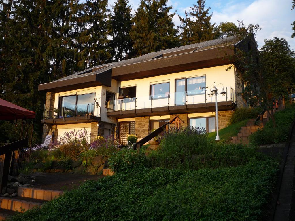 Ferienwohnung Kleinschmidt ハイムバッハ エクステリア 写真